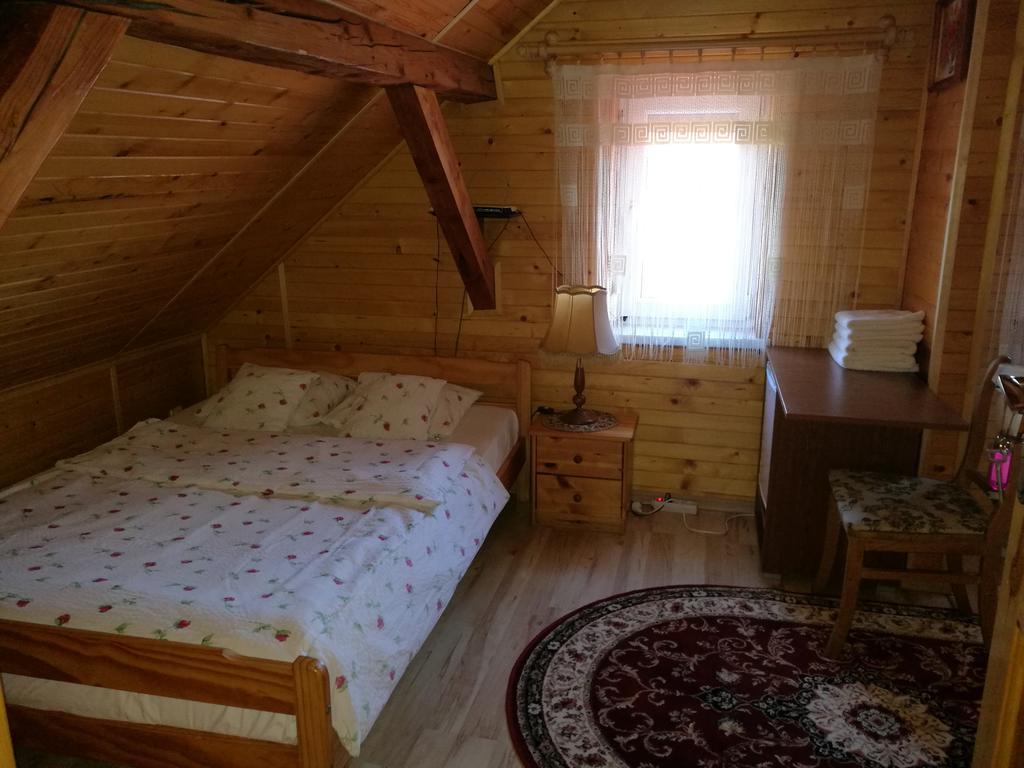 Gosciniec Grek Zorba - Pokoje I Domki 4 Osobowe - 16Km Od Zator Energylandia Inwald Exterior photo