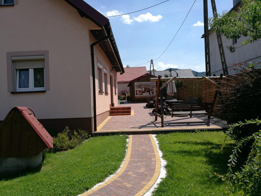 Gosciniec Grek Zorba - Pokoje I Domki 4 Osobowe - 16Km Od Zator Energylandia Inwald Room photo